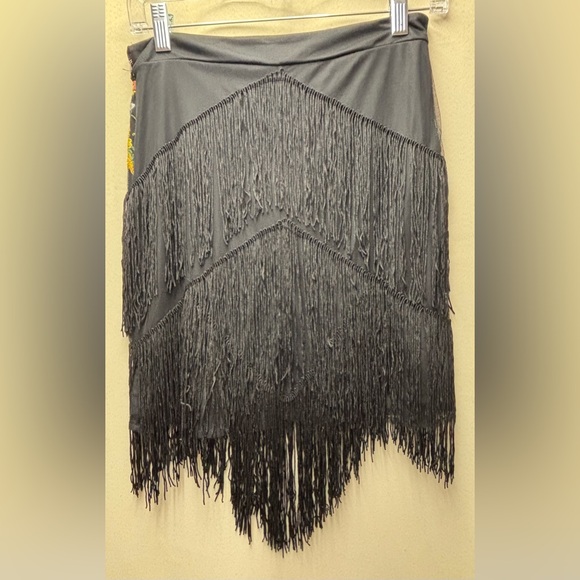 ASOS Floral Embroidered Mini Skirt with fringe detail Size 4 - Picture 2 of 8